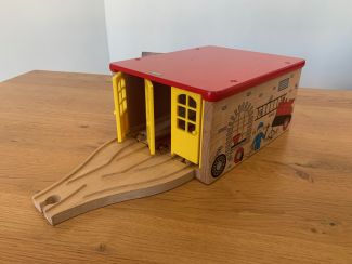 BRIO 33328 The Fix-It Shed