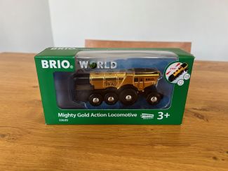33630 Mighty Gold Action Locomotive box 1