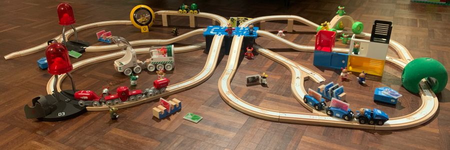 brio network train set