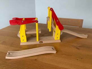 BRIO 33363 Up & Away Lift-Up Bridge