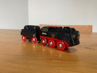 BRIO 33884 Battery-Operated Steaming Train