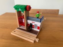 brio station with lift