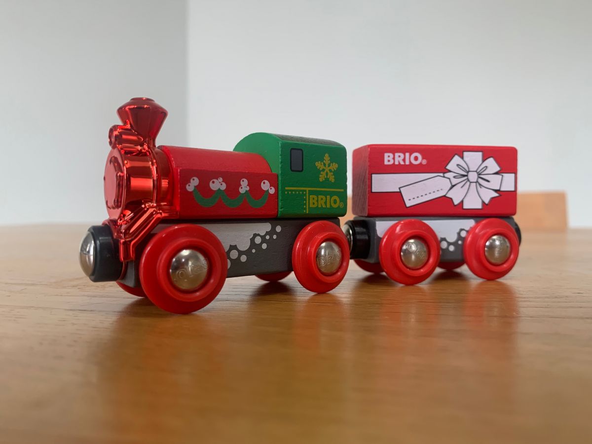 christmas train brio